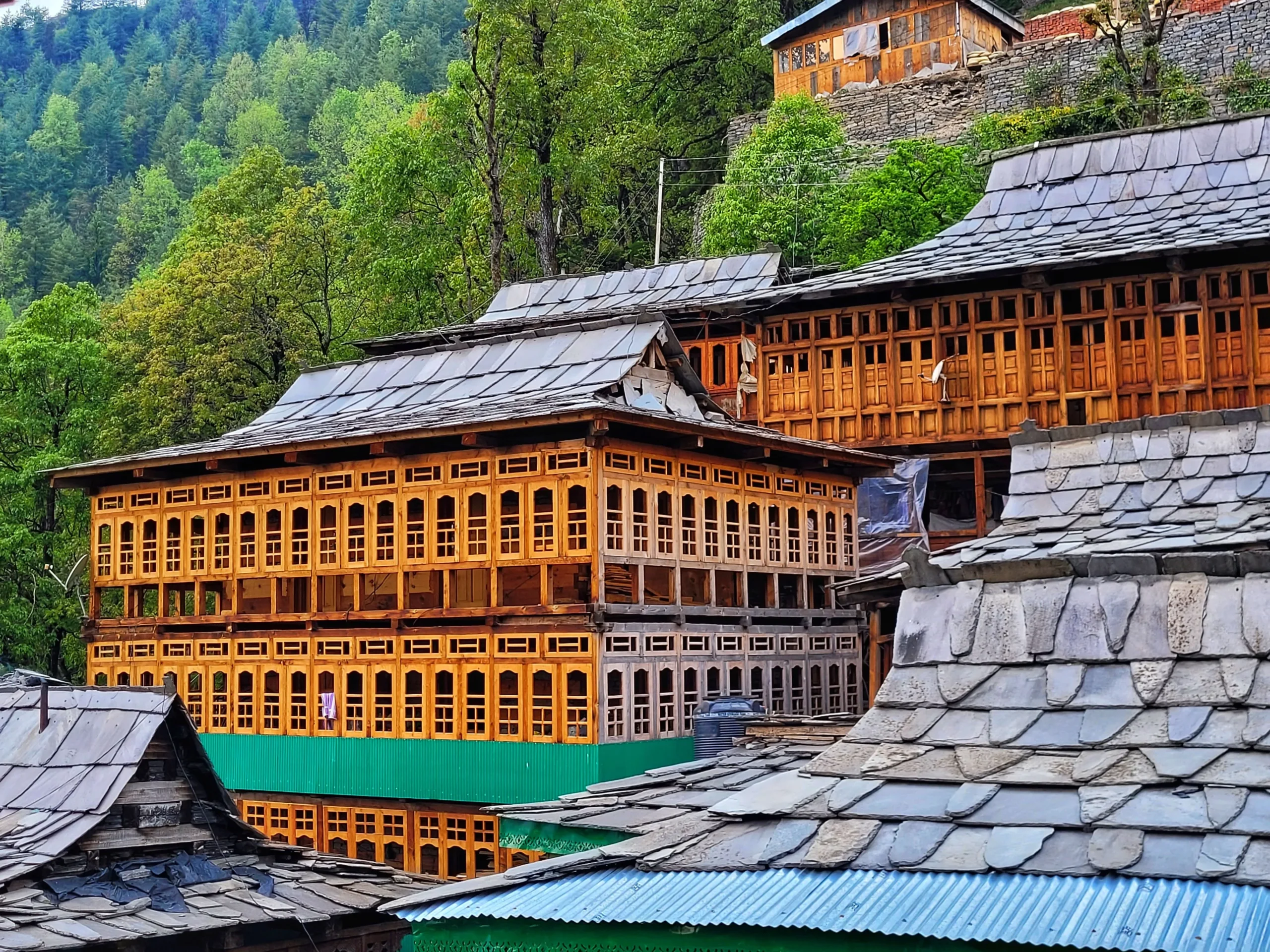 Manali Himachal Pradesh mountain view