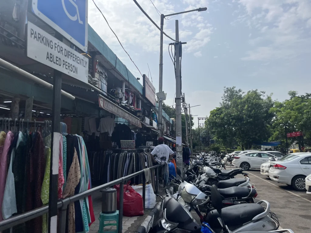 Krishna Market Sector 41